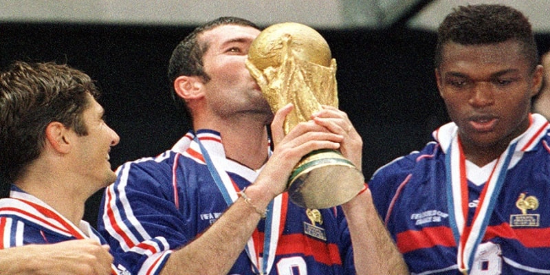 Những mốc son rực rỡ trong sự nghiệp Zinedine Zidane